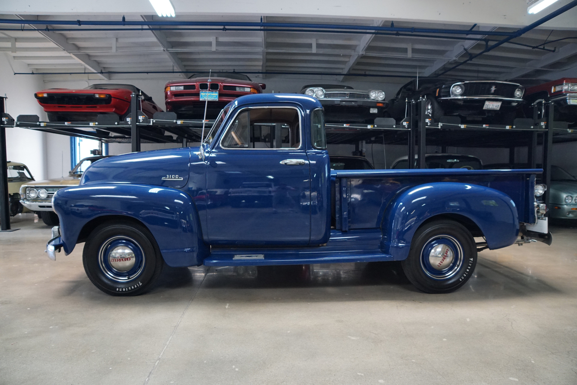 Chevrolet 3100 pick up 1953 Wallpaper