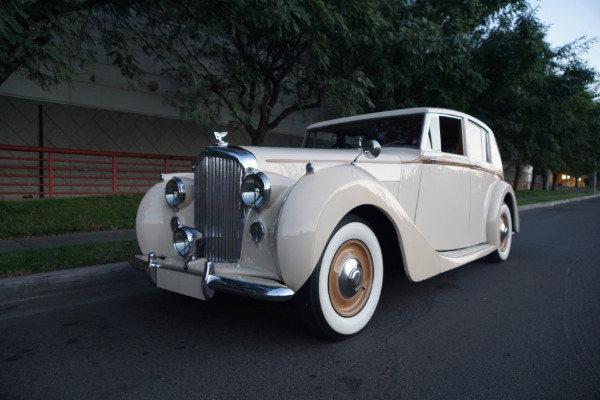 Used 1947 Bentley MARK VI 4.25L ALUMINUM FREESTONE & WEBB COACHBUILT SEDAN  | Torrance, CA