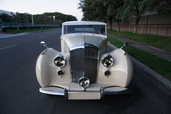 Used 1947 Bentley MARK VI 4.25L ALUMINUM FREESTONE & WEBB COACHBUILT SEDAN  | Torrance, CA