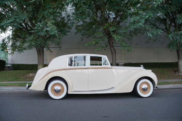 Used 1947 Bentley MARK VI 4.25L ALUMINUM FREESTONE & WEBB COACHBUILT SEDAN  | Torrance, CA