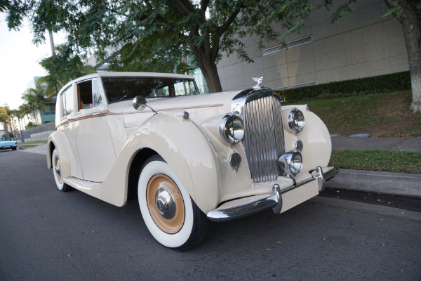 Used 1947 Bentley MARK VI 4.25L ALUMINUM FREESTONE & WEBB COACHBUILT SEDAN  | Torrance, CA