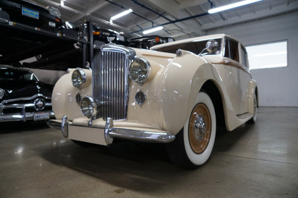 Used 1947 Bentley MARK VI 4.25L ALUMINUM FREESTONE & WEBB COACHBUILT SEDAN  | Torrance, CA