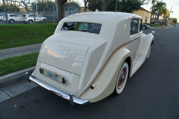 Used 1947 Bentley MARK VI 4.25L ALUMINUM FREESTONE & WEBB COACHBUILT SEDAN  | Torrance, CA