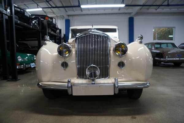 Used 1947 Bentley MARK VI 4.25L ALUMINUM FREESTONE & WEBB COACHBUILT SEDAN  | Torrance, CA