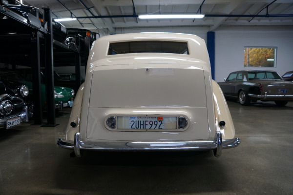 Used 1947 Bentley MARK VI 4.25L ALUMINUM FREESTONE & WEBB COACHBUILT SEDAN  | Torrance, CA