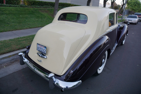 Used 1953 Bentley R-Type 4 1/2 Litre Big Bore LHD Saloon  | Torrance, CA