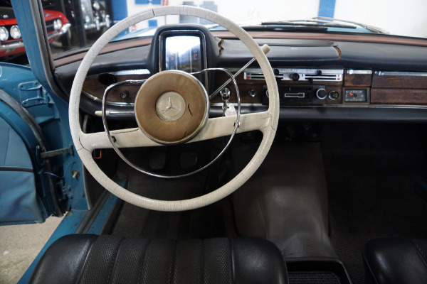 Used 1961 Mercedes-Benz 220B Sedan Heckflosse Fintail Sedan  | Torrance, CA