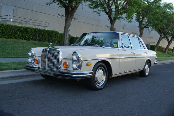 Used 1972 Mercedes-Benz 280SEL 4.5 V8 Sedan  | Torrance, CA