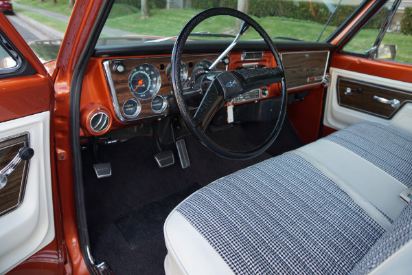 Used 1972 Chevrolet C20 3/4 TON CUSTOM FLEETSIDE LONG BED CHEYENNE PICK UP  | Torrance, CA