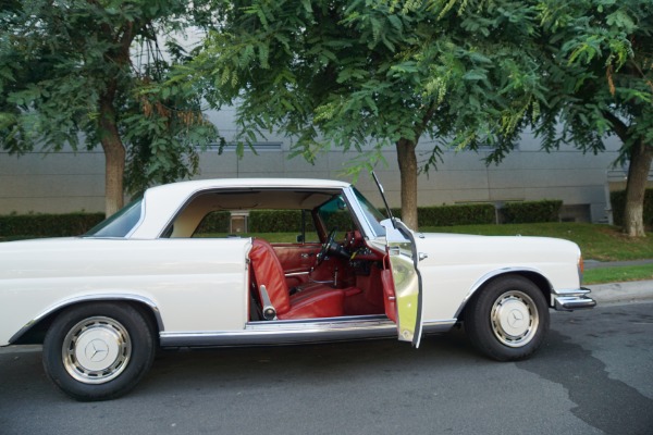 Used 1971 Mercedes-Benz 280SE 3.5 V8 Coupe with factory 4 spd manual  | Torrance, CA