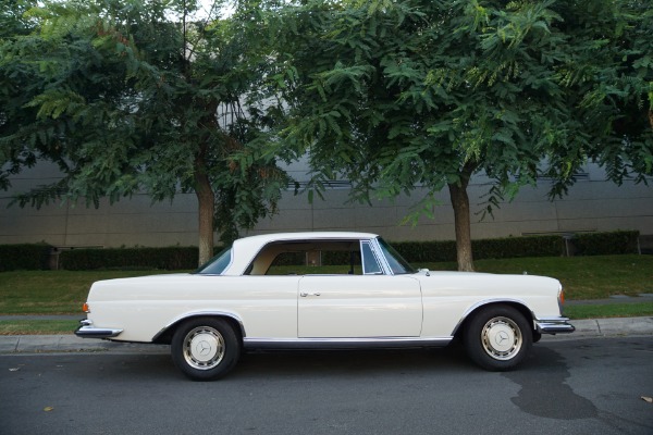 Used 1971 Mercedes-Benz 280SE 3.5 V8 Coupe with factory 4 spd manual  | Torrance, CA