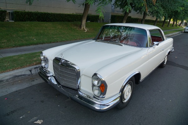 Used 1971 Mercedes-Benz 280SE 3.5 V8 Coupe with factory 4 spd manual  | Torrance, CA