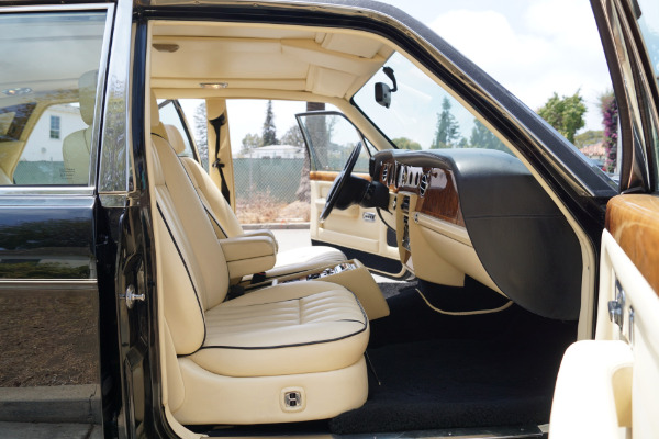 Used 1995 Rolls Royce Flying Spur Magnolia with Black piping | Torrance, CA