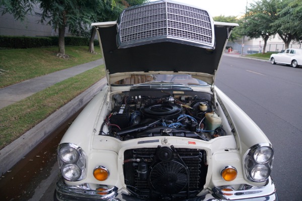 Used 1971 Mercedes-Benz 280SE 3.5 V8 Coupe  | Torrance, CA