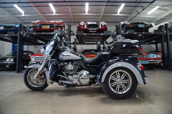 Used 2019 Harley Davidson Ultra Classic Tri Glide Trike with 6,200 original miles  | Torrance, CA