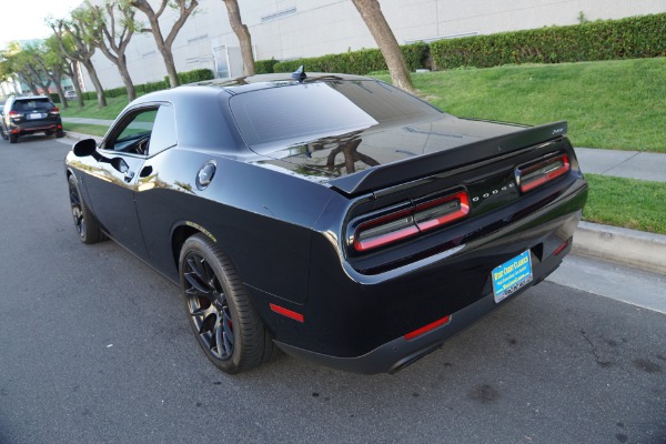 Used 2016 Dodge Challenger SRT 6 spd Hellcat with 29K original miles SRT Hellcat | Torrance, CA