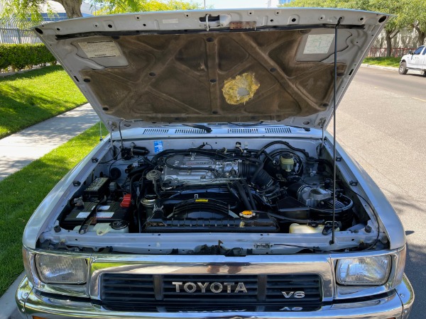 Used 1990 Toyota 3.0L V6 5 spd 4WD Deluxe Cab Pickup Deluxe | Torrance, CA