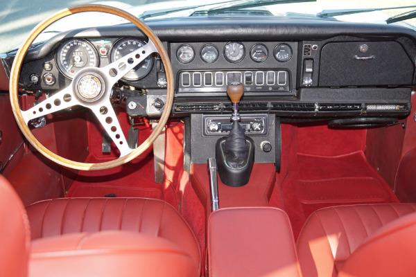 Used 1969 Jaguar Series II E-Type Red | Torrance, CA