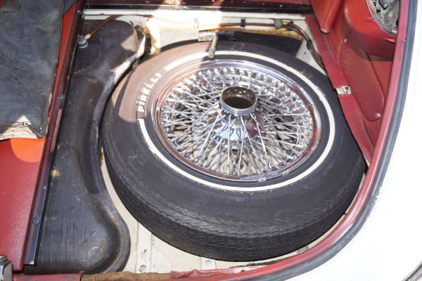 Used 1969 Jaguar Series II E-Type Red | Torrance, CA