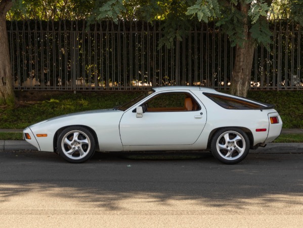 Used 1979 Porsche 928 5 spd 2 Door V8 Coupe  | Torrance, CA