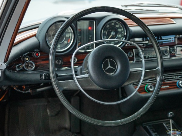 Used 1971 Mercedes-Benz 280SE 3.5 V8 Coupe  | Torrance, CA