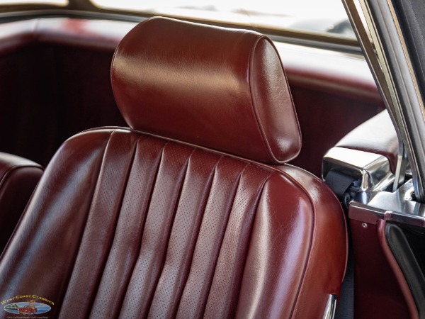 Used 1987 Mercedes-Benz 560SL Convertible Roadster with 21K orig miles | Torrance, CA