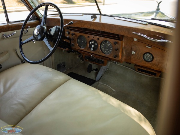 Used 1955 Rolls-Royce Silver Dawn Lightweight H.J. Mulliner Coachbuilt 4 Door Sedan | Torrance, CA