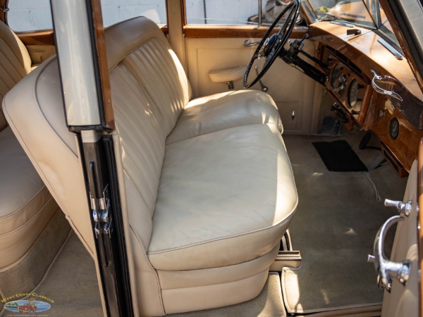 Used 1955 Rolls-Royce Silver Dawn Lightweight H.J. Mulliner Coachbuilt 4 Door Sedan | Torrance, CA