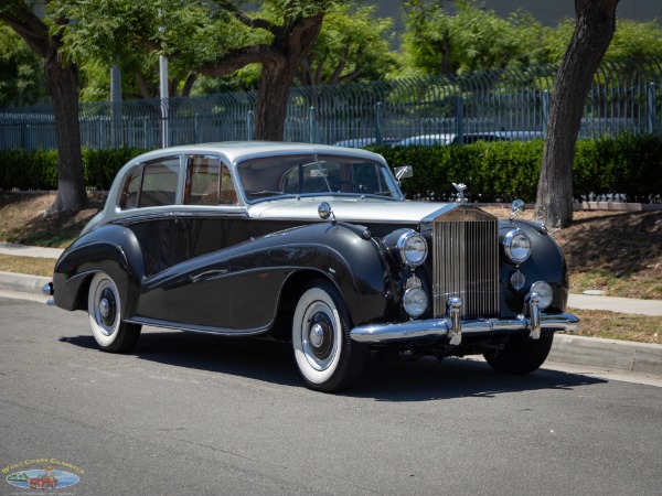 Used 1955 Rolls-Royce Silver Dawn Lightweight H.J. Mulliner Coachbuilt 4 Door Sedan | Torrance, CA