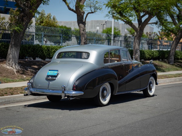 Used 1955 Rolls-Royce Silver Dawn Lightweight H.J. Mulliner Coachbuilt 4 Door Sedan | Torrance, CA
