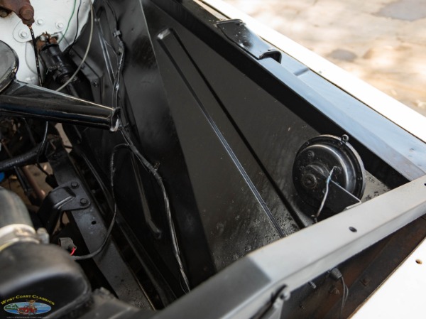 Used 1963 Chevrolet C10 Stepside Short Bed Full Size 1/2 Ton Pick Up with Custom Package | Torrance, CA