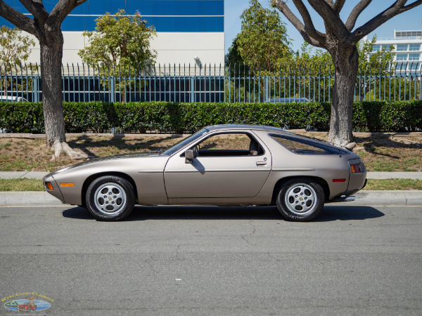 Used 1982 Porsche 928 5 spd 2 Door V8 Coupe with 30K orig miles with 30K origina miles | Torrance, CA