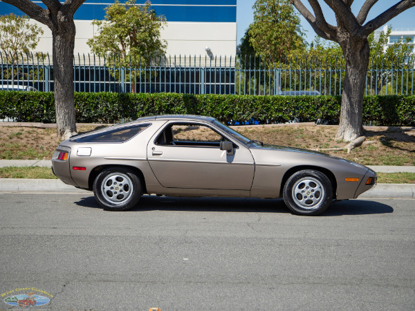 Used 1982 Porsche 928 5 spd 2 Door V8 Coupe with 30K orig miles with 30K origina miles | Torrance, CA