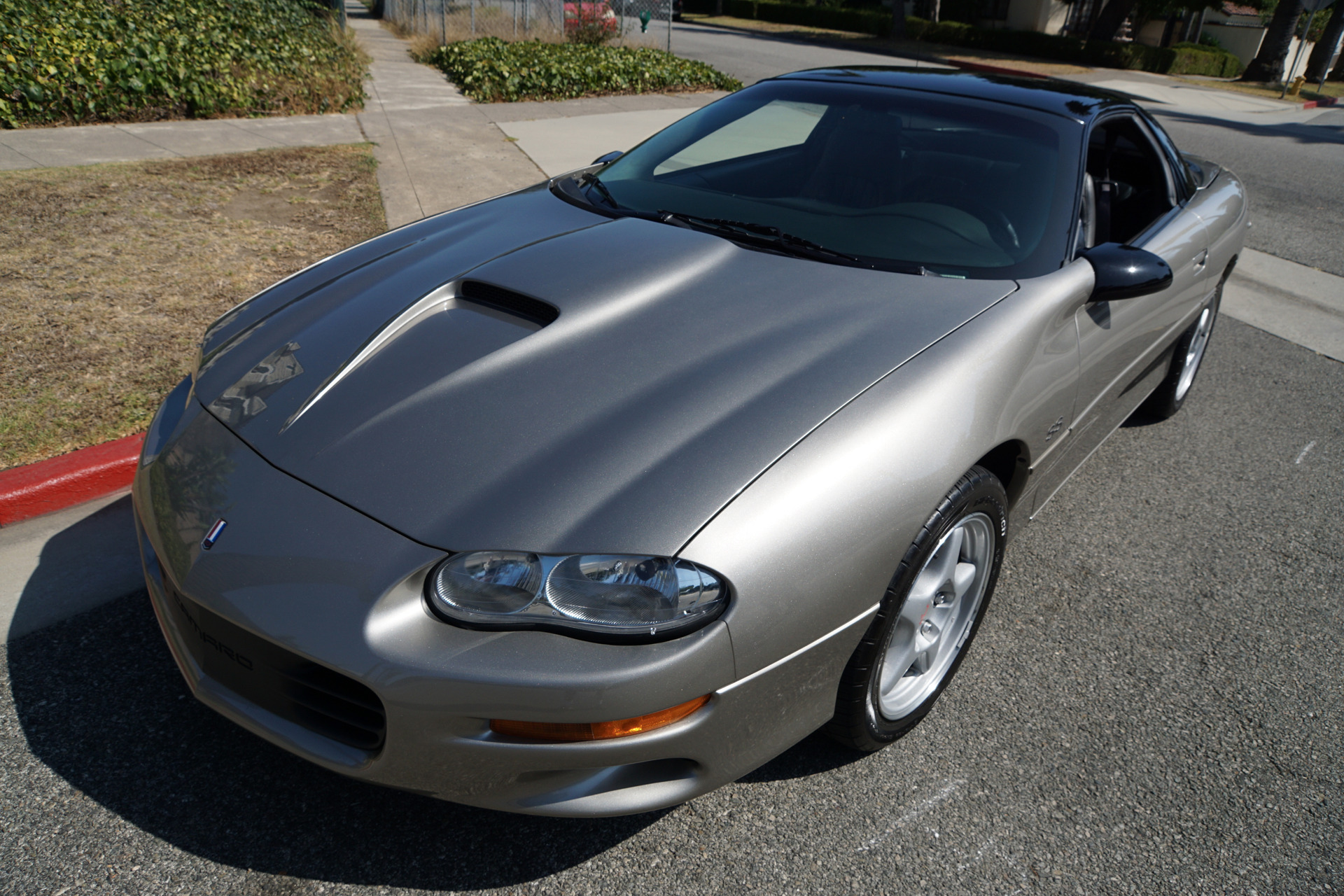 Image 1 of 1999 Chevrolet Camaro…