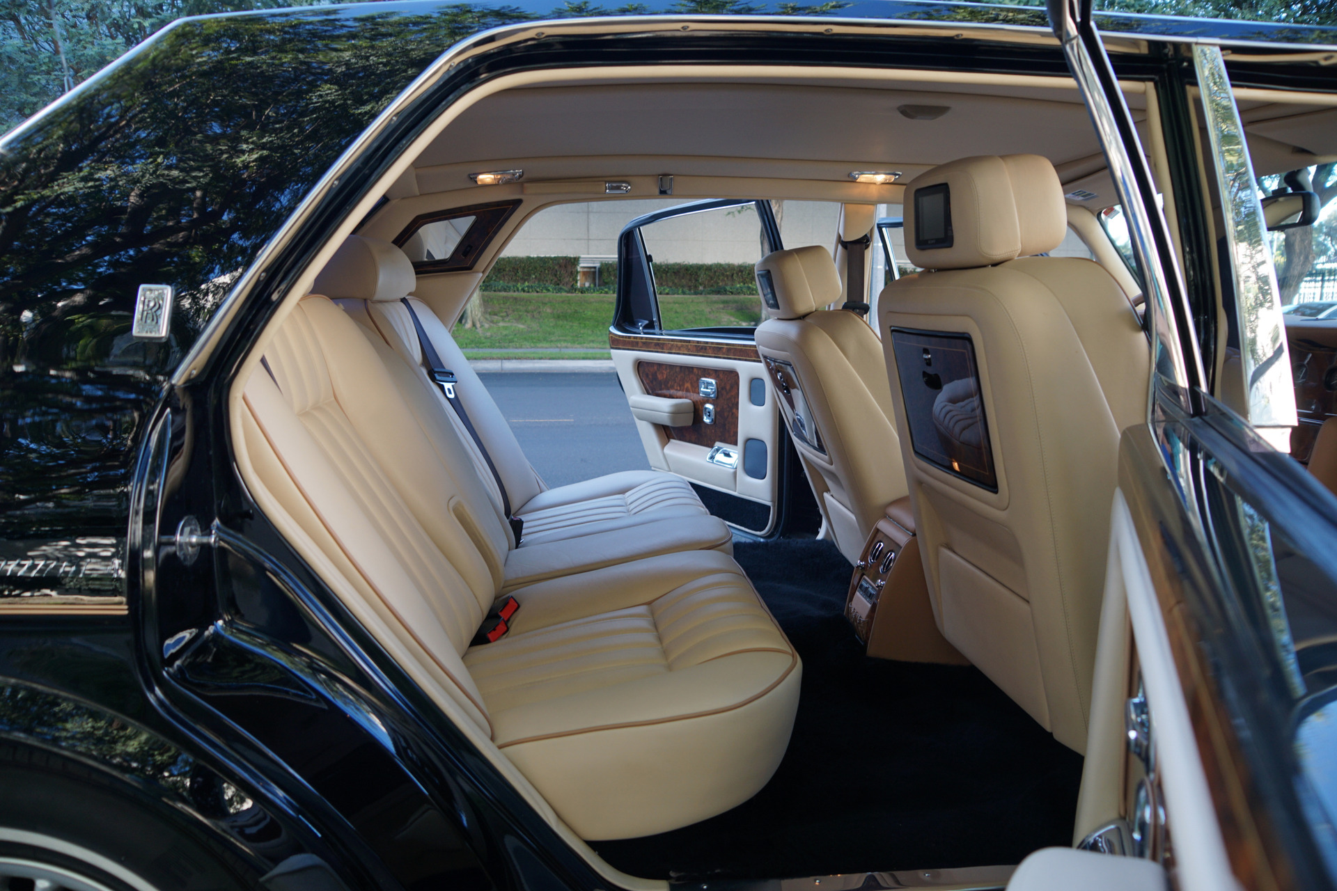 Р›РёРјСѓР·РёРЅ Rolls Royce Silver