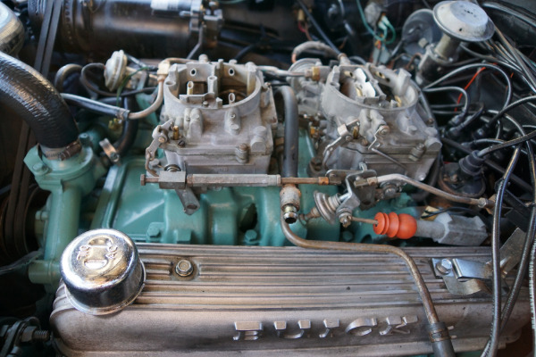 vendre - Une Buick Riviera de 1965 à vendre à Montréal....  997_p43_f